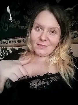 Lana-murr online show from March 16, 2026, 5:44 am