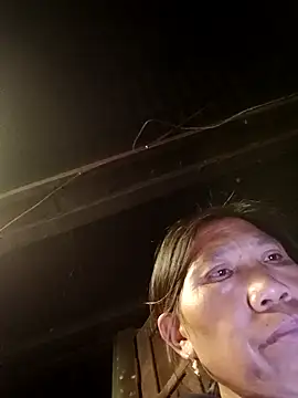 bella-la online show from December 19, 2025, 10:39 am