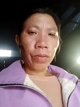 Snapshot of bella-la chatting on November 4, 2025, 12:25 am bella-la online show from November 4, 2025, 12:25 am