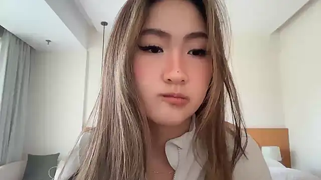 Snapshot of AlishaCheng chatting on August 8, 2026, 4:08 am AlishaCheng online show from August 8, 2026, 4:08 am