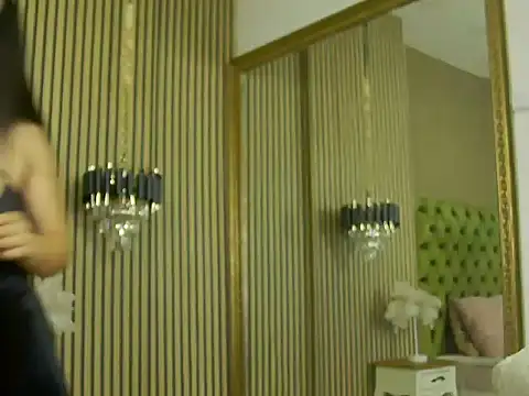 MiaJenner online show from November 15, 2025, 6:39 am