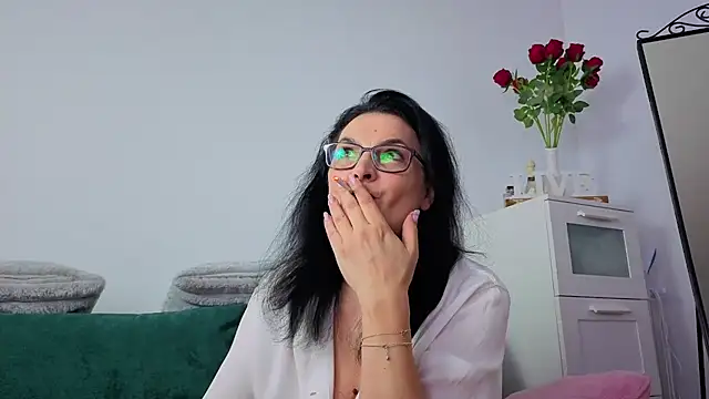 valeryablack online show from April 19, 2026, 7:05 pm