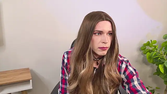 Snapshot of Branda_Kelly chatting on November 2, 2025, 12:54 pm Branda Kelly online show from November 2, 2025, 12:54 pm