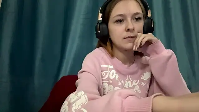 HOTBellakle online show from November 7, 2025, 3:16 pm