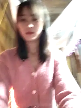 Em xinh01 online show from December 18, 2025, 1:48 pm