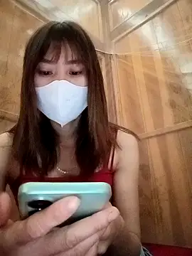 Snapshot of Em_xinh01 chatting on December 3, 2025, 5:08 am Em xinh01 online show from December 3, 2025, 5:08 am