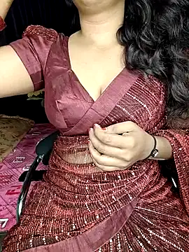 shreyareddy99 online show from February 27, 2026, 11:15 pm