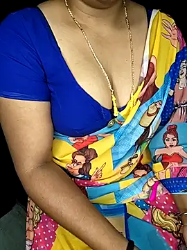 shreyareddy99 online show from February 1, 2026, 12:53 am