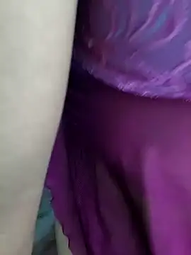 shreyareddy99 online show from December 22, 2025, 5:18 am