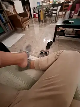 Piediniecollant online show from October 30, 2025, 4:26 pm