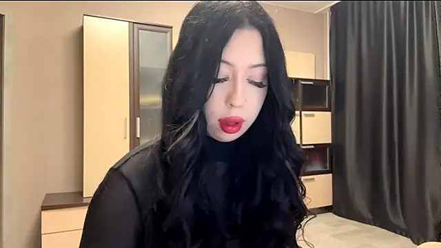 Snapshot of TenderliOne chatting on November 11, 2025, 7:14 am TenderliOne online show from November 11, 2025, 7:14 am