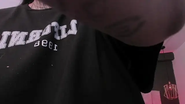 mia jagger online show from April 16, 2026, 8:31 pm