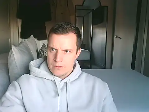 Snapshot of scotsman202513 chatting on November 21, 2025, 8:57 am scotsman202513 online show from November 21, 2025, 8:57 am