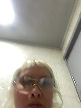 pinkbaddie777 online show from March 15, 2026, 11:01 pm