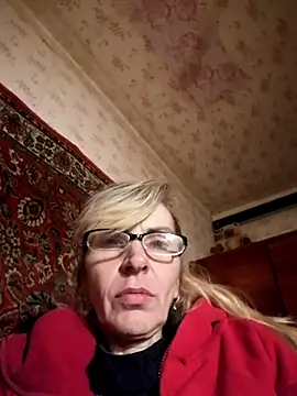 Snapshot of Georgette466 chatting on November 17, 2025, 8:13 pm Georgette466 online show from November 17, 2025, 8:13 pm