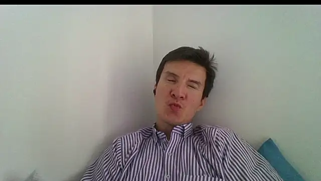 carliesexyman online show from November 5, 2025, 2:53 pm