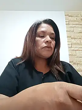 Snapshot of _SOFI-09 chatting on November 4, 2025, 4:11 pm SOFI-09 online show from November 4, 2025, 4:11 pm