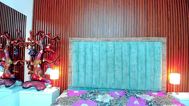 Snapshot of Katrina_London chatting on November 3, 2025, 8:01 pm Katrina London online show from November 3, 2025, 8:01 pm