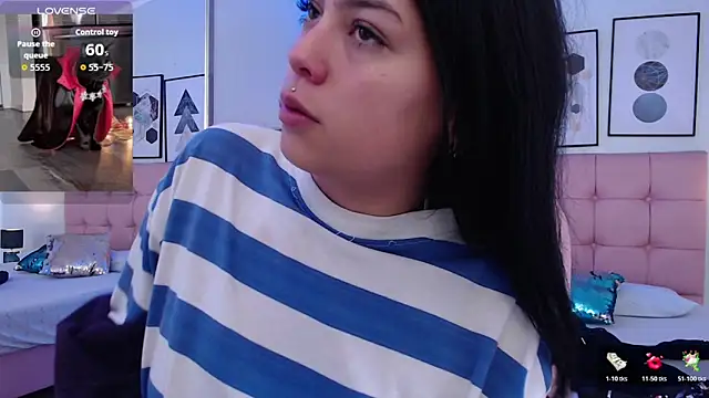 KikiVelvet online show from November 6, 2025, 4:11 pm