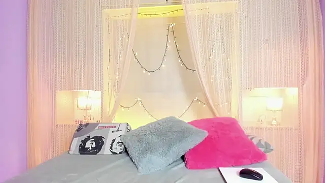 GabyMason  online show from December 22, 2025, 3:17 am