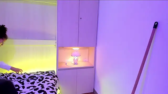 GabyMason  online show from February 19, 2026, 11:40 am