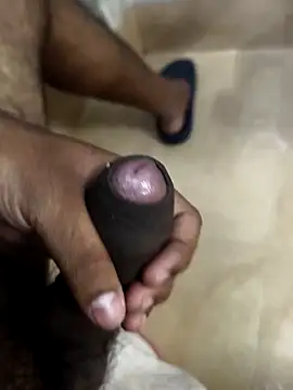 Snapshot of djdick20 chatting on December 3, 2025, 9:42 am djdick20 online show from December 3, 2025, 9:42 am