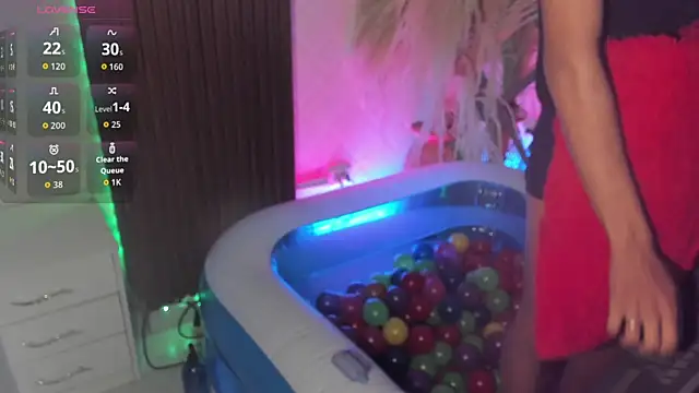 Snapshot of Max_Steell chatting on November 15, 2025, 5:33 am Max Steell online show from November 15, 2025, 5:33 am