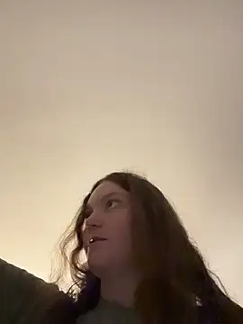 Snapshot of stonerbaby chatting on October 31, 2025, 9:54 pm stonerbaby online show from October 31, 2025, 9:54 pm