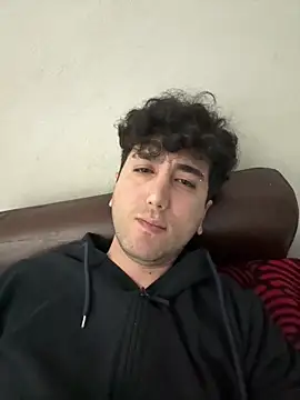 Hernann19 online show from December 15, 2025, 8:36 pm