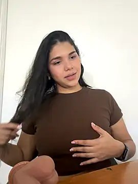 Snapshot of paucharr12 chatting on November 13, 2025, 2:26 am paucharr12 online show from November 13, 2025, 2:26 am