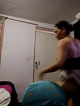 Adelgey-Michell online show from November 9, 2025, 3:05 pm