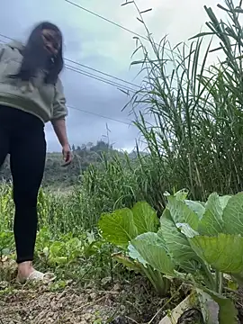 Snapshot of heodat-sexx chatting on December 17, 2025, 9:47 am heodat-sexx online show from December 17, 2025, 9:47 am