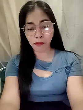 Bamboo-niee123 online show from April 20, 2026, 12:57 am