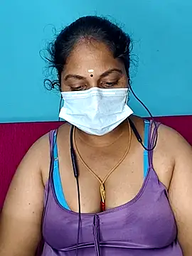 deepikasree143 online show from November 7, 2025, 6:18 am