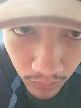 Snapshot of Andres_-suarez chatting on October 28, 2025, 6:01 am Andres -suarez online show from October 28, 2025, 6:01 am