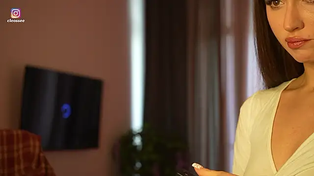 Cleose online show from March 24, 2026, 7:08 am