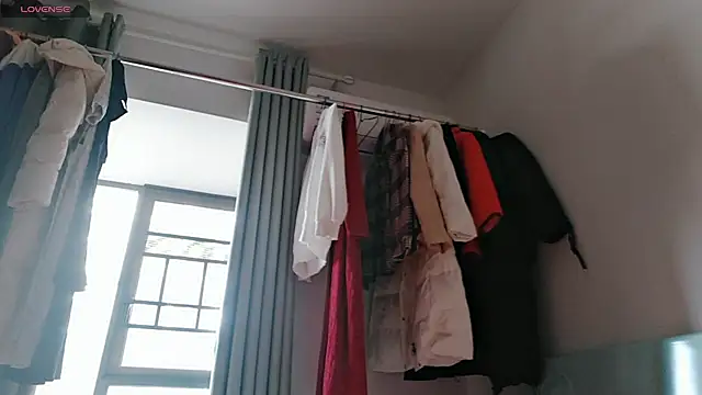 Yan61 online show from December 3, 2025, 1:28 am