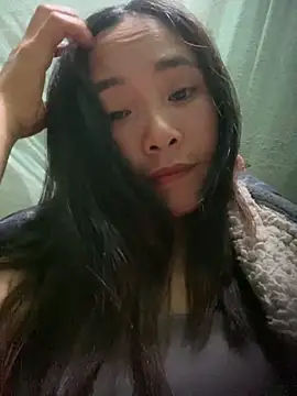 Snapshot of Elysia-007 chatting on December 3, 2025, 10:58 am Elysia-007 online show from December 3, 2025, 10:58 am