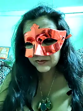 Snapshot of LOVE__RANI chatting on February 22, 2026, 12:18 pm LOVE RANI online show from February 22, 2026, 12:18 pm