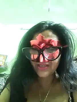 Snapshot of LOVE__RANI chatting on March 11, 2026, 12:54 pm LOVE RANI online show from March 11, 2026, 12:54 pm