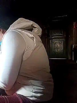 yoyo-mi online show from January 6, 2026, 3:10 am