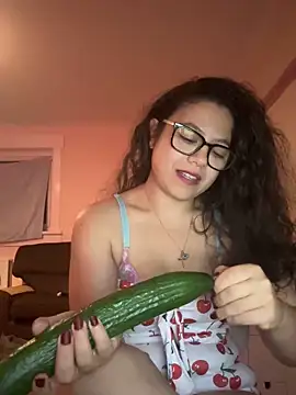 Snapshot of Sexy_MamacitaX chatting on October 30, 2025, 11:45 pm Sexy MamacitaX online show from October 30, 2025, 11:45 pm