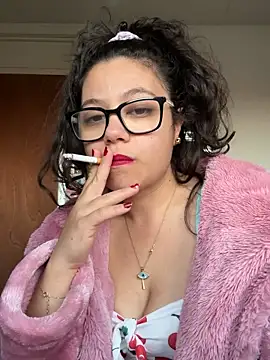 Snapshot of Sexy_MamacitaX chatting on October 28, 2025, 4:17 pm Sexy MamacitaX online show from October 28, 2025, 4:17 pm