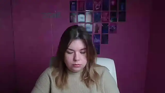 Snapshot of SusannaNight chatting on November 19, 2025, 6:13 am SusannaNight online show from November 19, 2025, 6:13 am