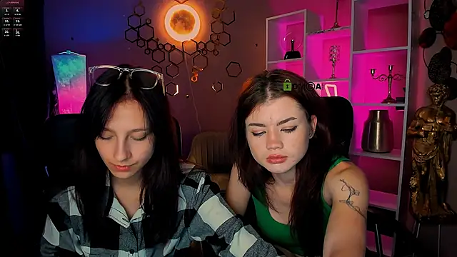 Snapshot of isabel_wave chatting on December 18, 2025, 12:05 am isabel wave online show from December 18, 2025, 12:05 am