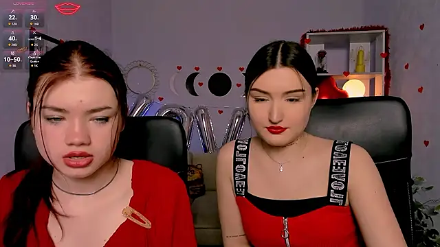 Snapshot of isabel_wave chatting on February 14, 2026, 10:04 am isabel wave online show from February 14, 2026, 10:04 am