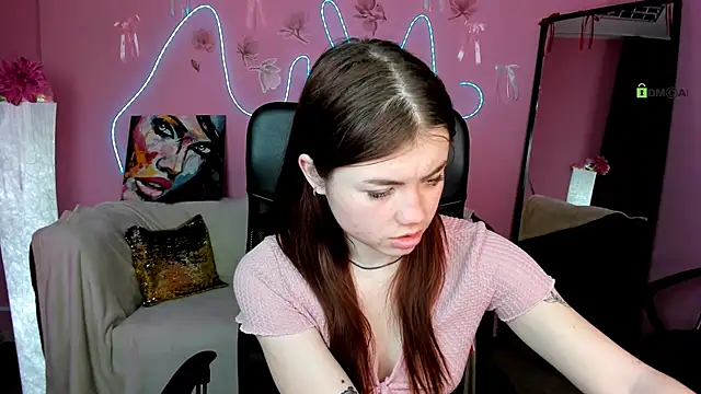 Snapshot of isabel_wave chatting on April 25, 2026, 5:21 pm isabel wave online show from April 25, 2026, 5:21 pm