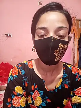 Snapshot of Green_LaDY66 chatting on April 7, 2026, 8:54 pm Green LaDY66 online show from April 7, 2026, 8:54 pm