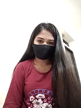 Snapshot of Green_LaDY66 chatting on December 21, 2025, 10:17 am Green LaDY66 online show from December 21, 2025, 10:17 am