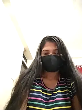 Snapshot of Green_LaDY66 chatting on December 17, 2025, 9:09 pm Green LaDY66 online show from December 17, 2025, 9:09 pm